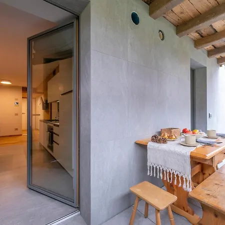 Apartment Menina - Happy